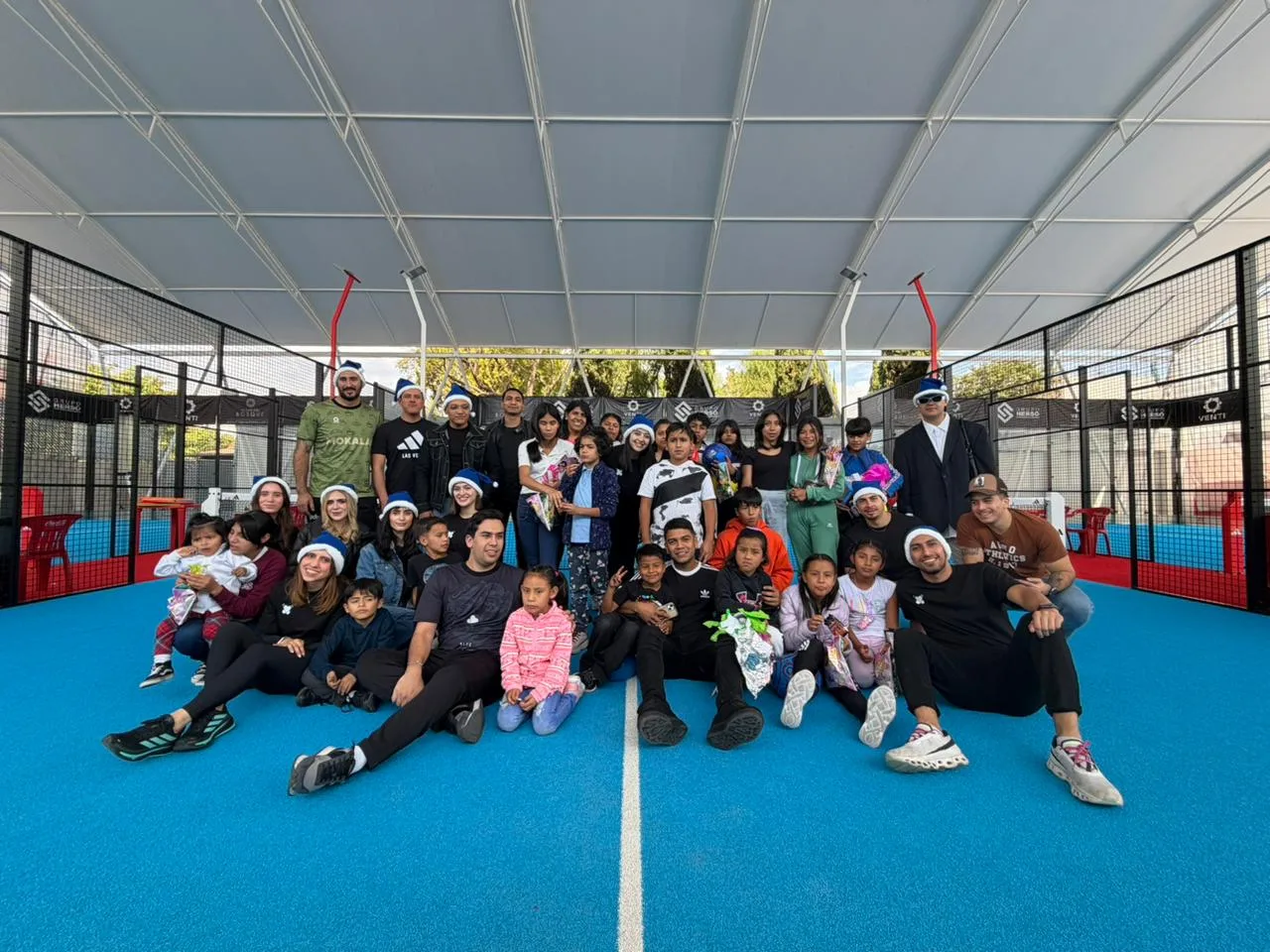 Juventud por la Paz realiza posada en beneficio de la Casa Hogar Home For Children