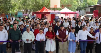 Expo Prepárate Apatzingán 2026 orienta a la juventud en su futuro académico y profesional