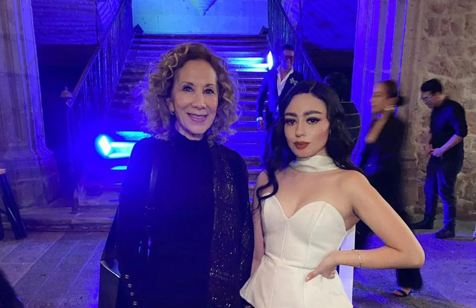 Daniella Garnica Andrade: Moda que Inspira y Transforma