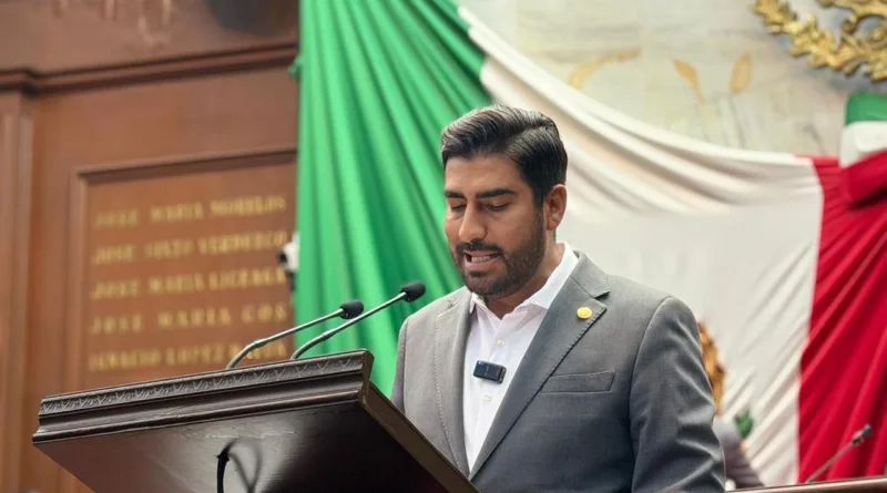 Poncho Chávez alerta sobre concentración de poder en reforma electoral