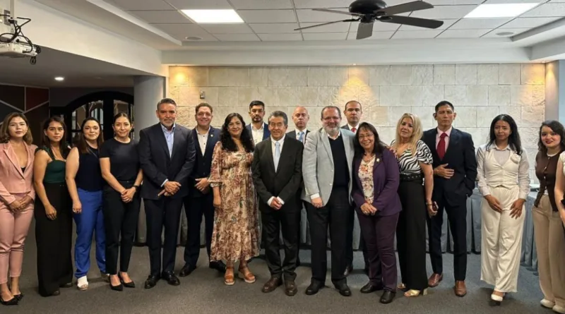 El Colegio de Abogados del Estado de Michoacán aborda retos del nuevo Código Nacional de Procedimientos Civiles y Familiares en su Programa de Educación Continua 2026