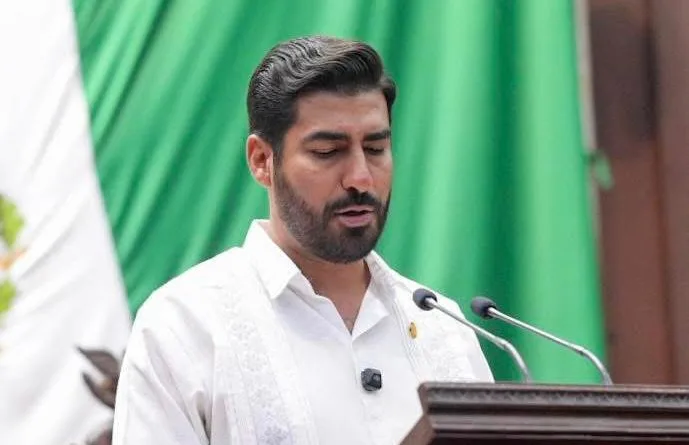 Poncho Chávez logra aprobación de iniciativa para proteger a mujeres frente a violencia política de género