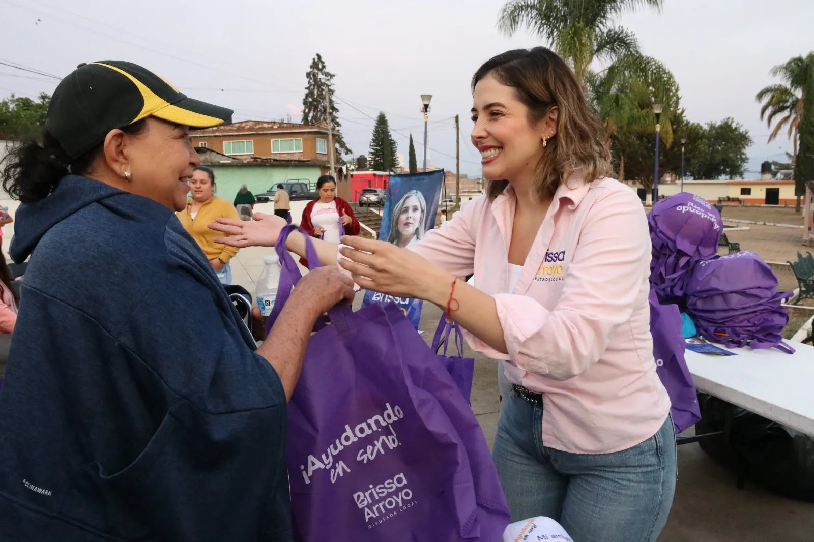 Brissa Arroyo enfocada en su proyecto con la ciudadanía