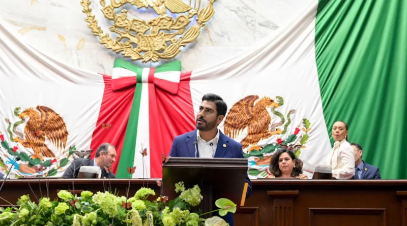 Poncho Chávez impulsa iniciativa para garantizar voz de la niñez