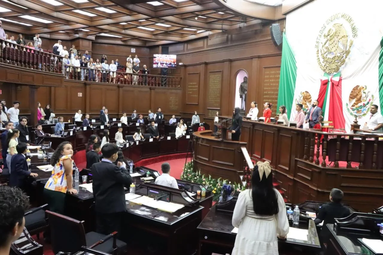Congreso de Michoacán escucha a la niñez en el Parlamento Infantil Incluyente 2026