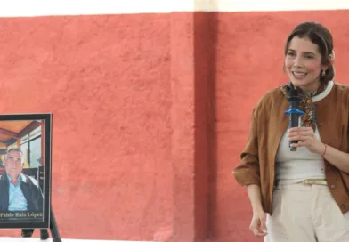 Brissa Arroyo participa en homenaje póstumo al maestro Pablo Ruiz López y destaca su legado social