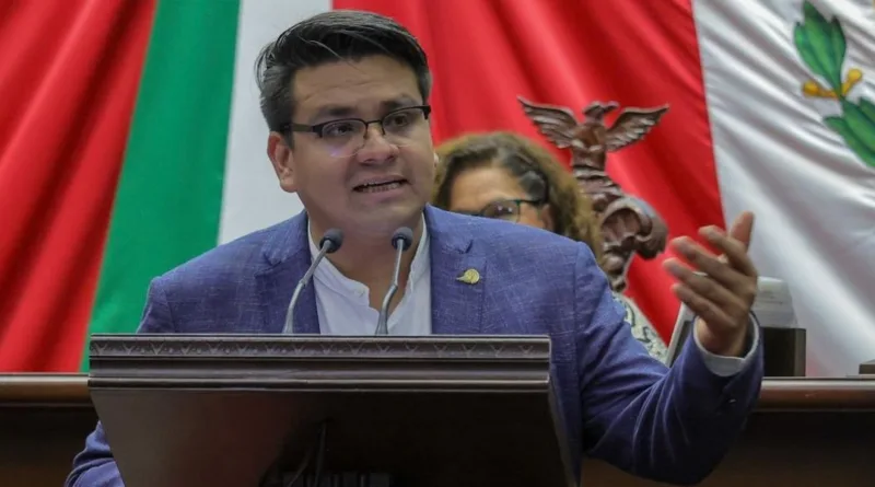 Toño Carreño Presenta su Segundo Informe Legislativo con Propuestas para Fortalecer la Salud y los Derechos Humanos