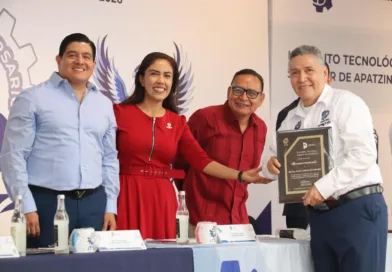 TecNM Apatzingán celebra 32 años de formación profesional