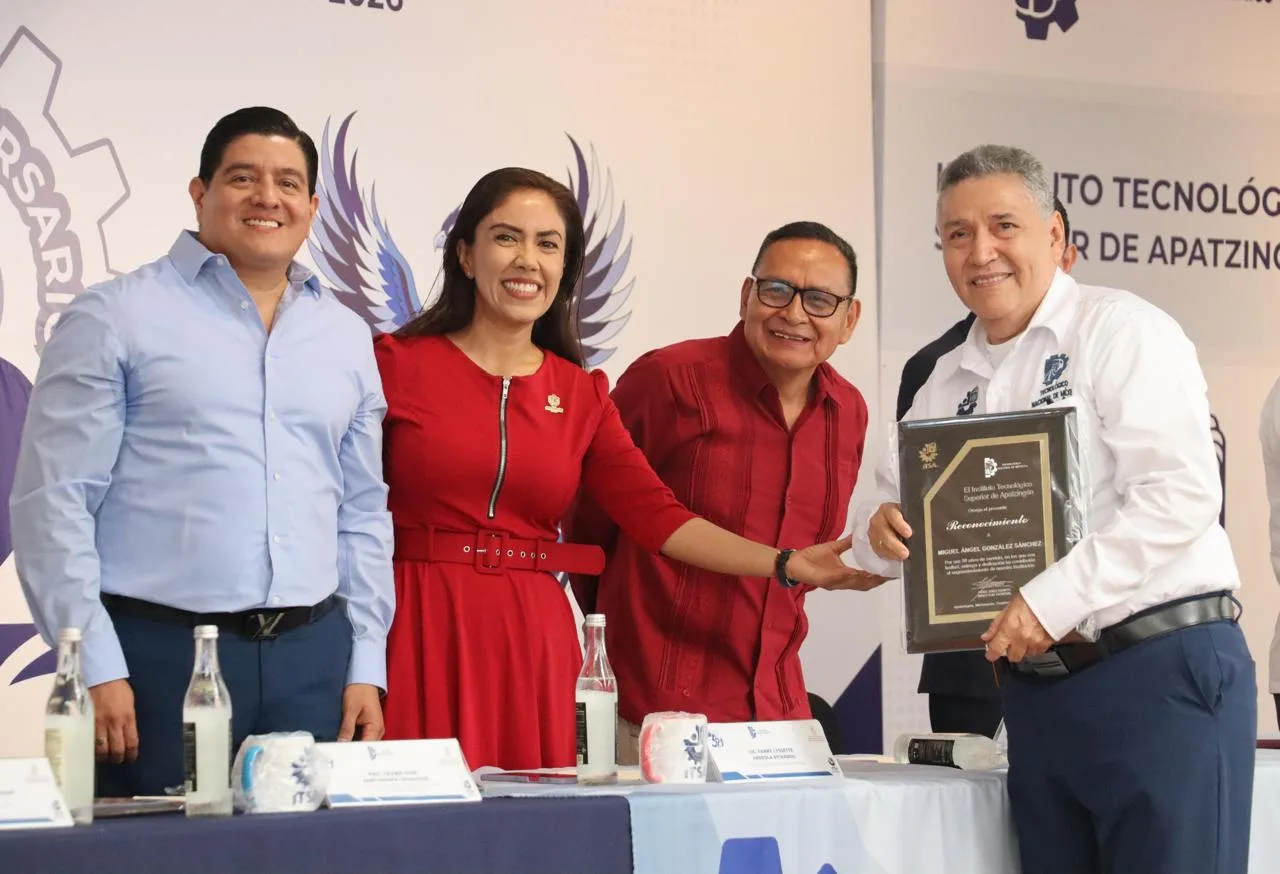 TecNM Apatzingán celebra 32 años de formación profesional