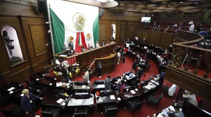 Congreso del Estado convoca a registro de aspirantes a la Condecoración “Manuel Martínez Báez”