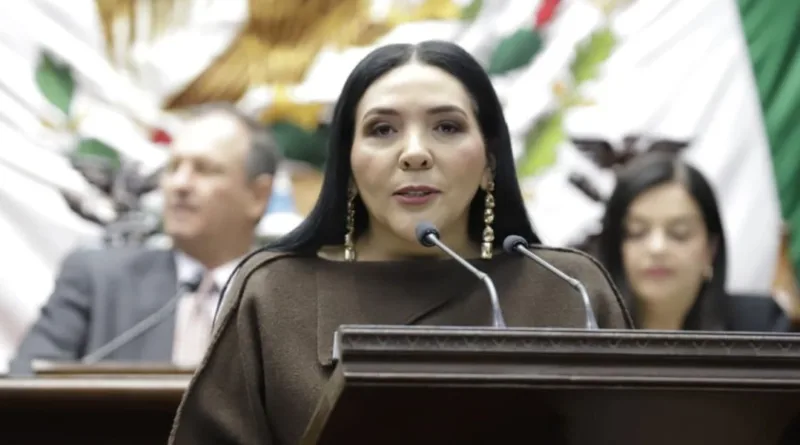 Adriana Campos Huirache Plantea Deducciones Fiscales para Familias que Cubren Inscripción y Reinscripción en Escuelas Privadas