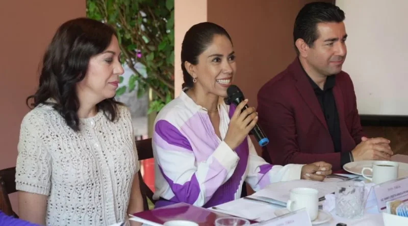 Fanny Arreola Destaca ExpoUnis 2026 Como una Oportunidad para Acercar la Educación Superior a las Juventudes de Apatzingán