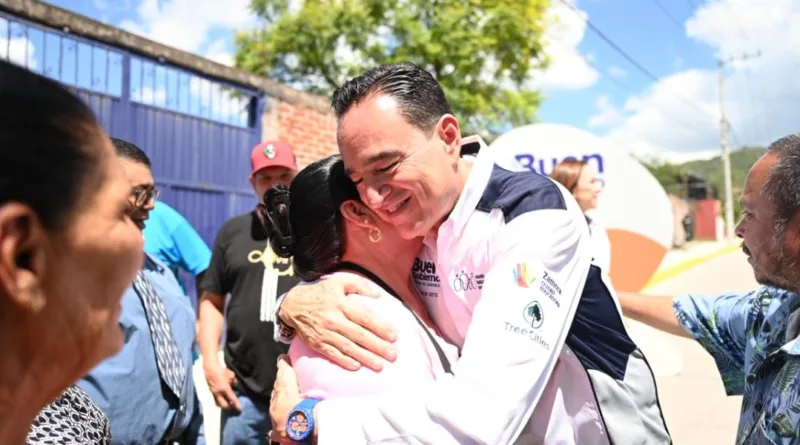 Carlos Soto Verifica Avances de Obras por Cooperación Impulsa Pavimentación en Atecucario y Romero de Guzmán