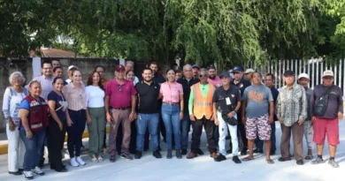 Fanny Arreola Inaugura Estacionamiento Gratuito para Usuarios del Mercado Ignacio López Rayón en Apatzingán Michoacán